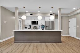 6011 Madison Rd unit 4, Cincinnati, OH 45227 - photo 4