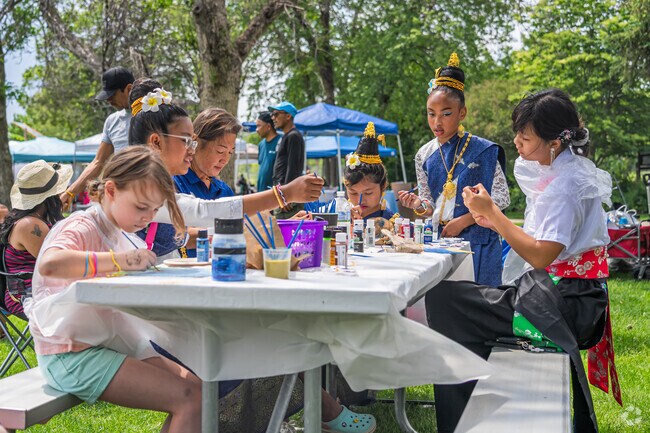 Colors of Southeast Asia Fest celebrates Asian cultures with food, art, and performances.