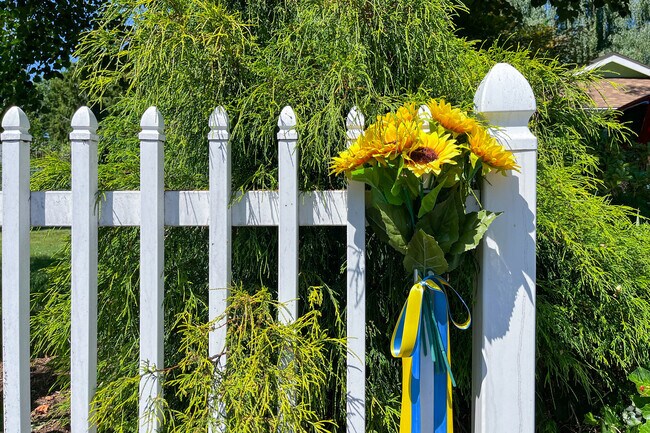 The Landover-Sharmel neighborhood truly blossom's in the Spring time.