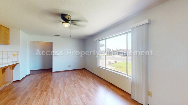 20310 Coral Cir, Hilmar, CA 95324 - photo 7