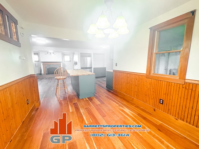 175 Palmer Ct, Shelburne, VT 05482 - photo 7