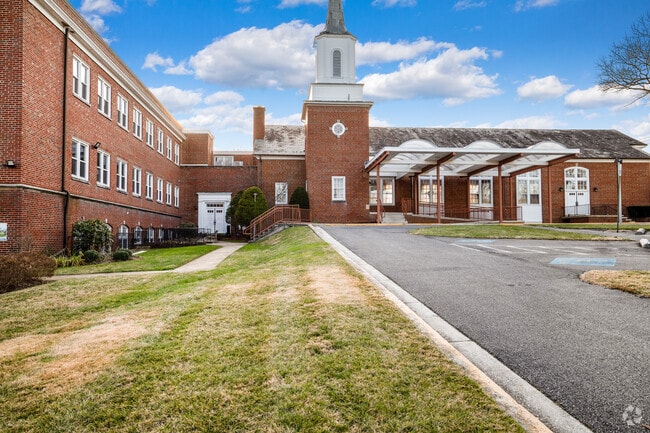 Educational Excellence at Silver Spring's Montessori Day School.