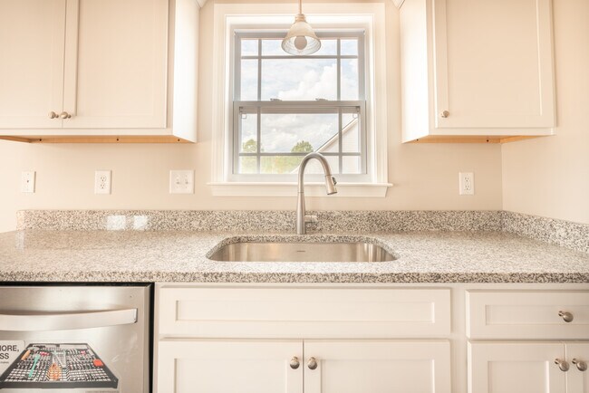 1045 Holly Springs Church Rd unit 36725444, Inman, SC 29349 - photo 6