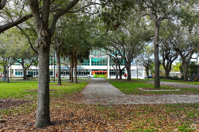 Provident Park provides a peaceful retreat in Dorsey Riverbend’s center.