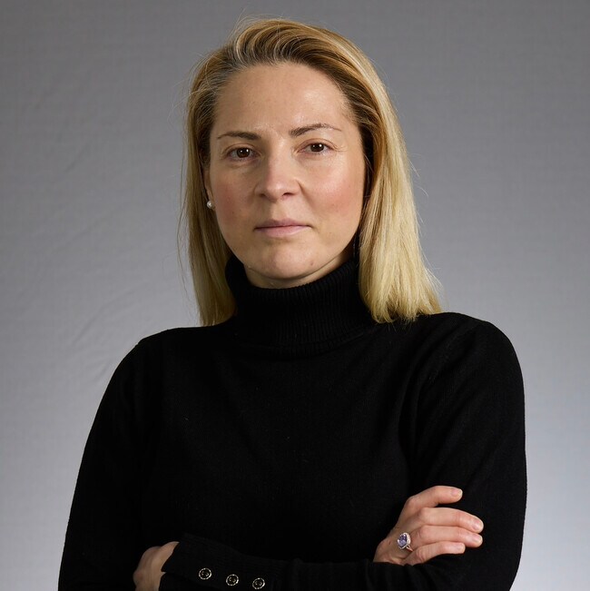 Agent Photo