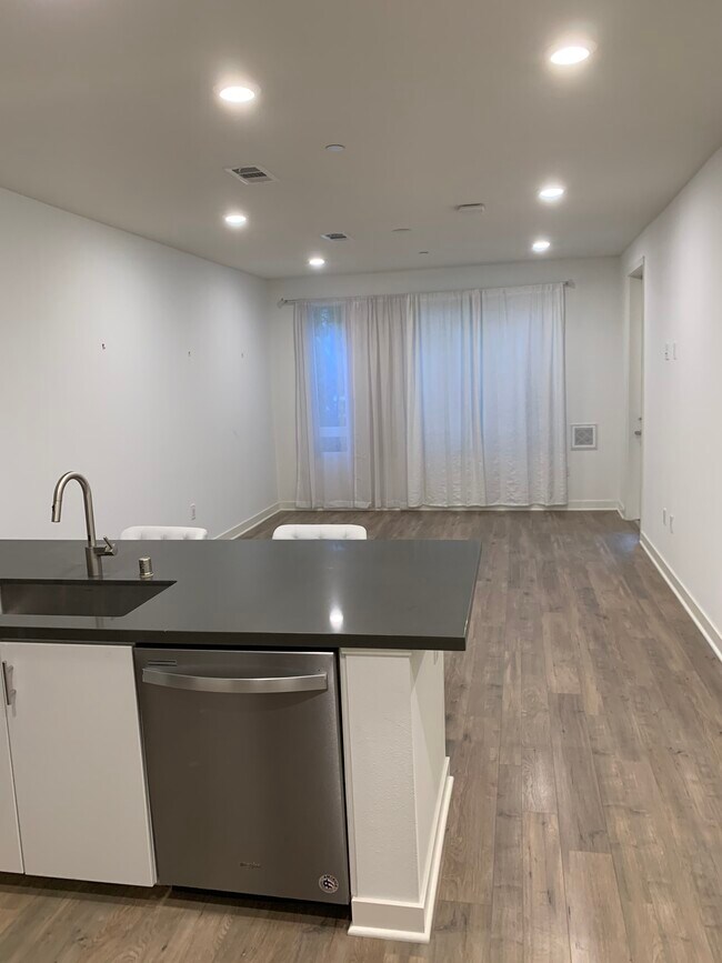 2222 Nolita unit Nolita, Irvine, CA 92612 - photo 4