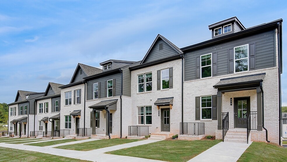 311 Daybreak Ln, Newnan, GA 30265 - photo 1