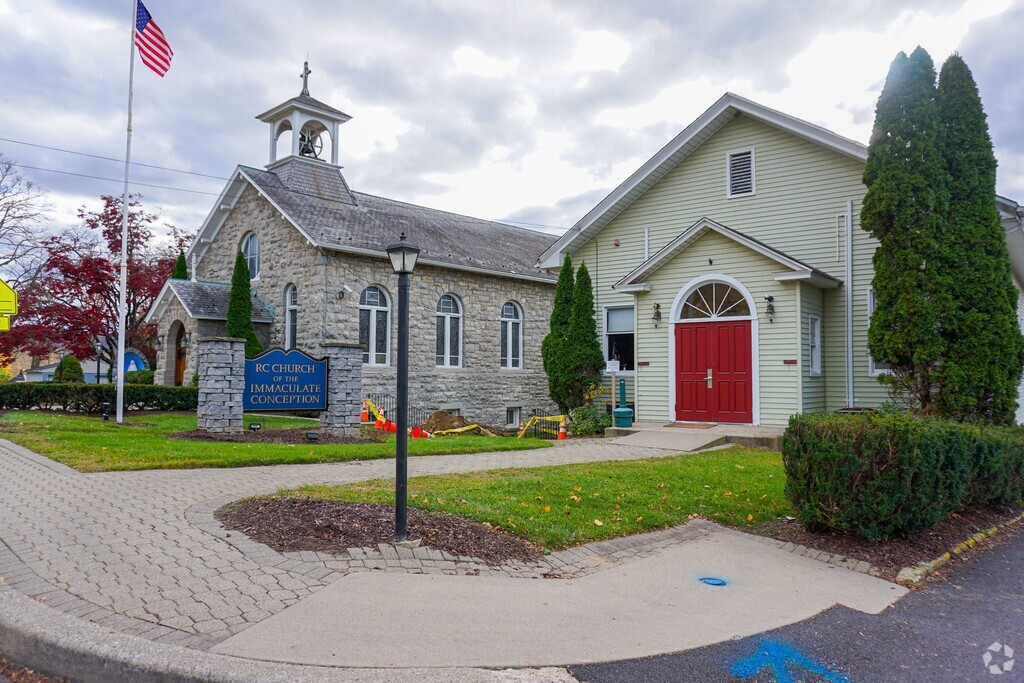 Immaculate Conception Regional School serves students in the Sussex County community.