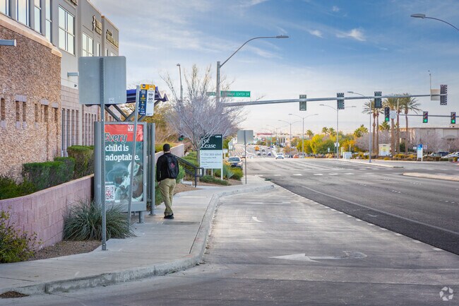 Public transportation is found near Eastern Ave and Horizon Ridge Pkwy in Sun City Anthem.