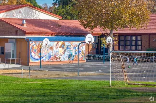 Beamer Elementary School has amazing painted murals on the exterior walls.
