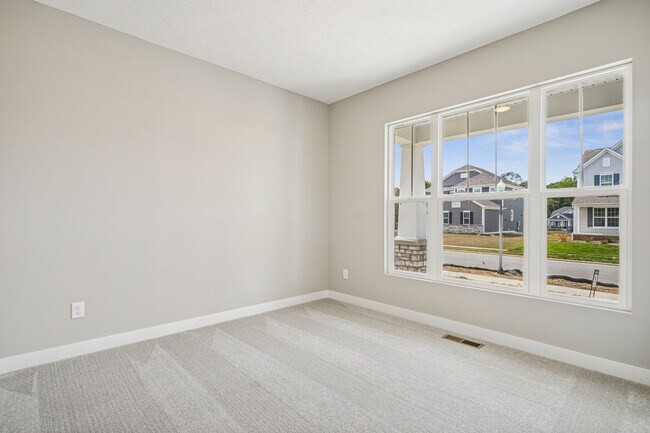 319 Reign Way, Pataskala, OH 43062 - photo 5