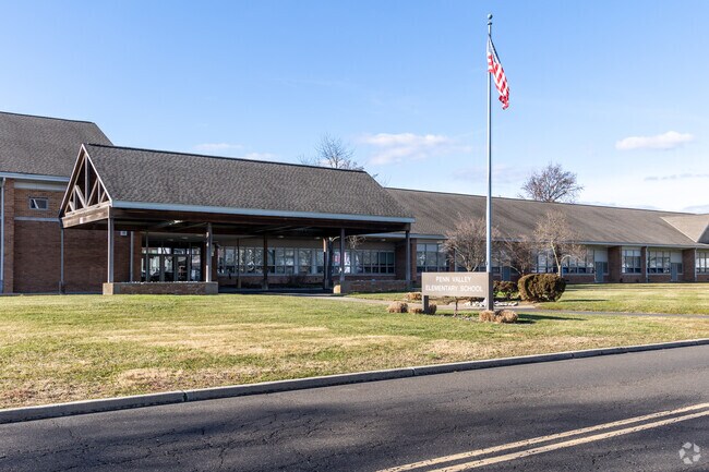 Penn Valley Elementary School received a B- rating from Niche.