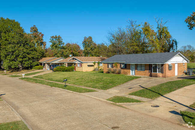 There are many unique homes in Ferguson.