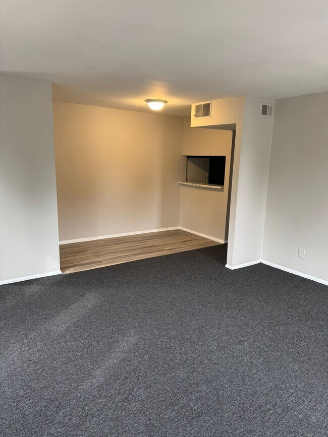 221 Cookstown New Egypt Rd unit E4, Cookstown, NJ 08511 - photo 2