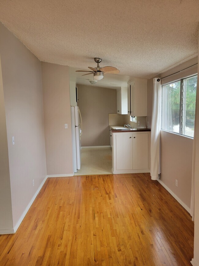 2318 10th St unit 1, Santa Monica, CA 90405 - photo 6