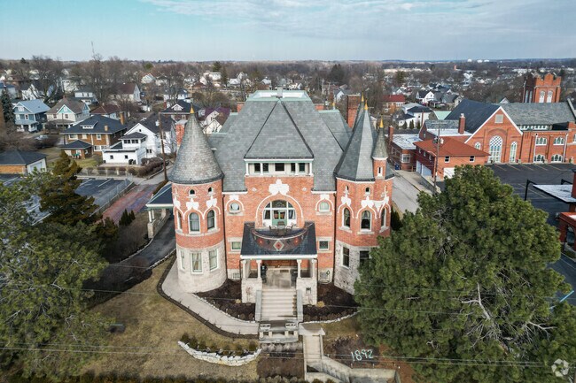The neighborhoods of Huntington are compromised with beautiful architecture
such as the Gothic Revival home.