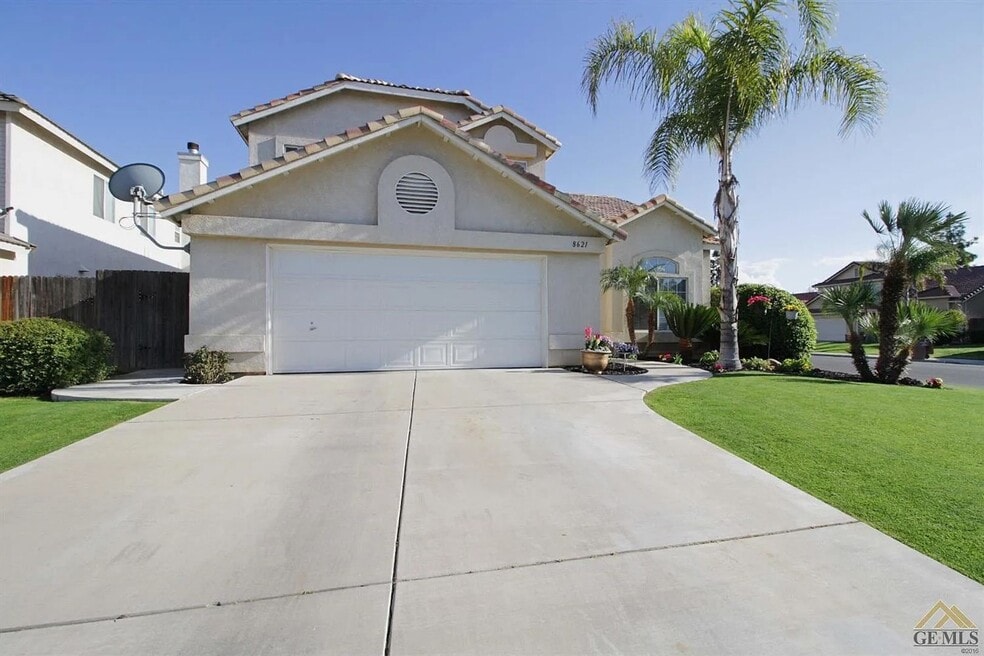 8621 Beaver Dr, Bakersfield, CA 93312 - photo 1