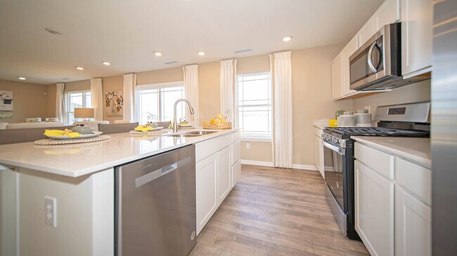 1564 Adios Butler Ct, Danville, IN 46122 - photo 4