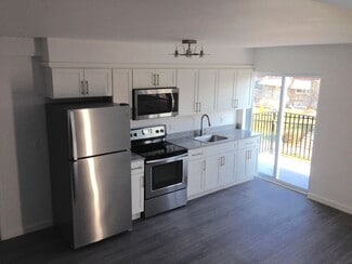 1120 Eddystone Ave, Eddystone, PA 19022