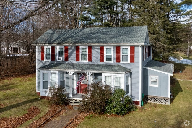 Colonial Revival home in East Brookfield.