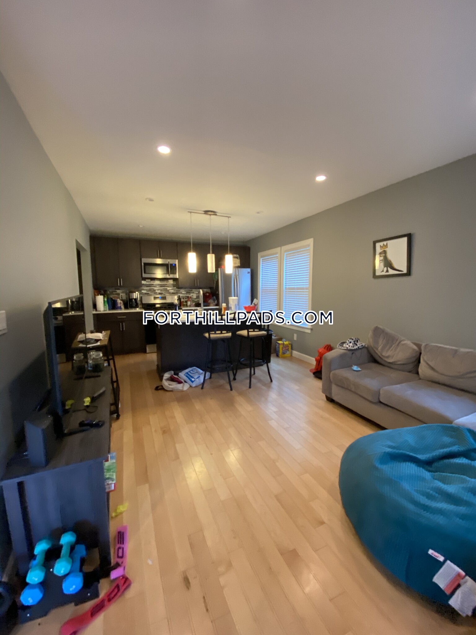 31-33 Thornton St.