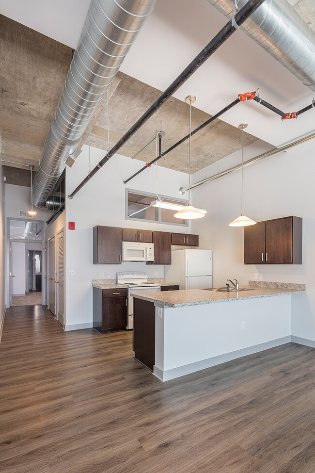 612 Garfield Ave, Kansas City, MO 64124