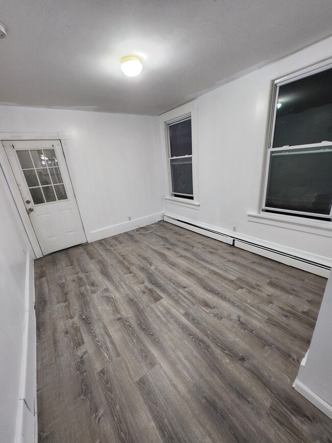 Livingroom and main door