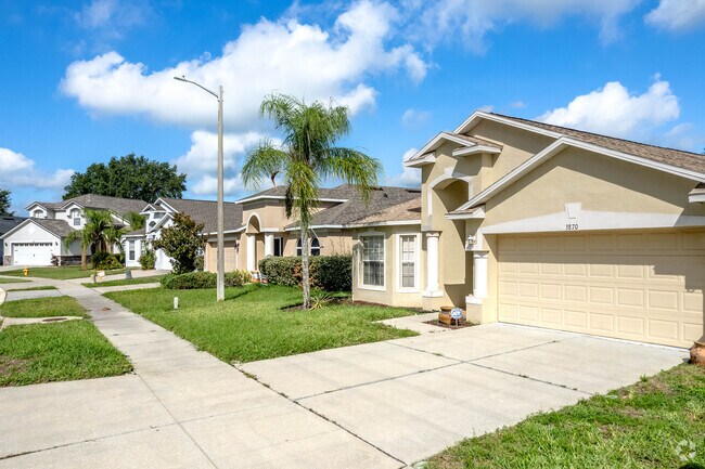 Home values in Hampton Hills range from $300,000-$400,000.