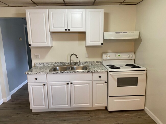 916 Main St unit 1, Vassalboro, ME 04989 - photo 2