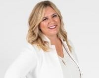 Jennifer Lakin