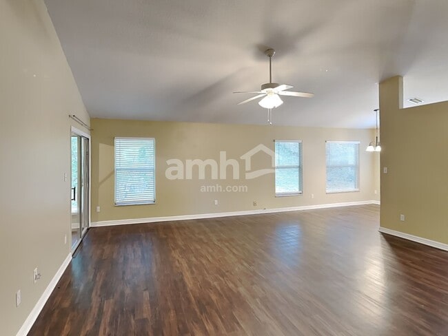 815 Park Trail Dr, Minneola, FL 34715 - photo 7