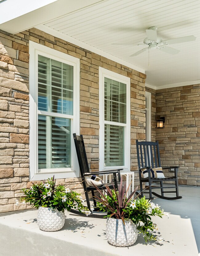 10447 Woodside Farms Dr unit 37457001, Glen Allen, VA 23059 - photo 7