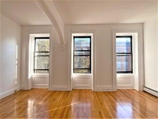 250 5th St, Jersey City, NJ 07302