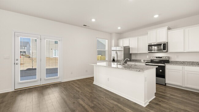 609 Lobelia Way, Locust Grove, GA 30248 - photo 5