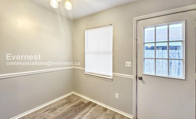 2330 Grayson Valley Dr, Birmingham, AL 35235 - photo 3