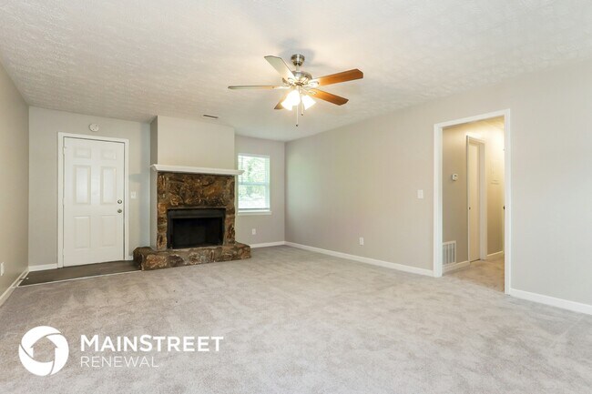 5819 S Quail Dr, Douglasville, GA 30135 - photo 3