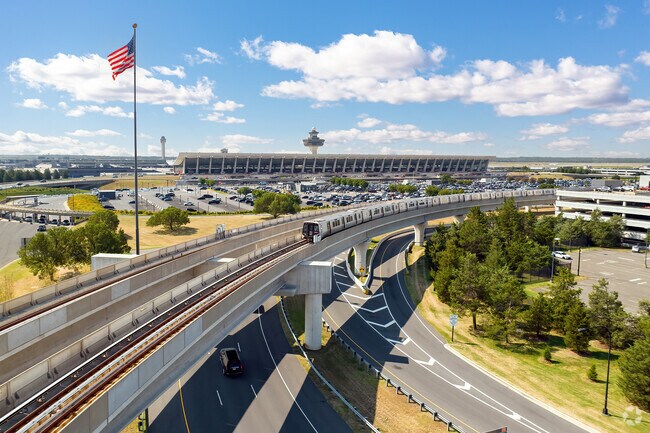 The Dulles International Airport is a major hub convenient to Potomac Green.