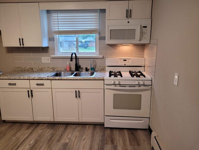 21119 Albion Rd, Strongsville, OH 44149 - photo 2