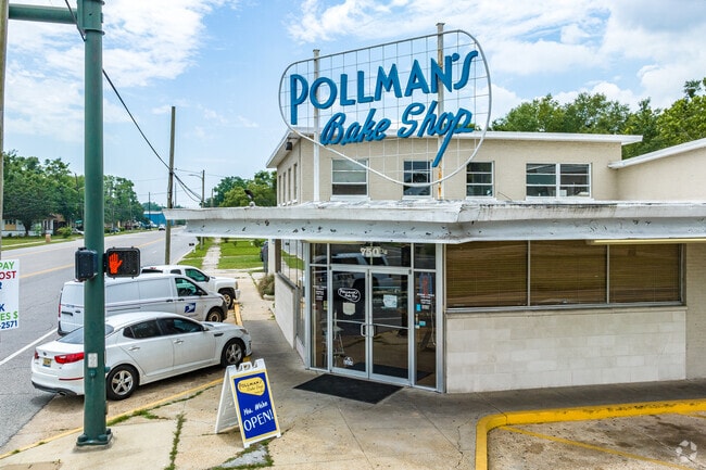 Baltimore residents can satisfy their sweet tooth at Pollman’s Bake Shop.