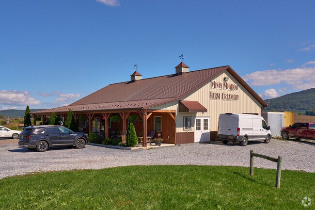 Misty Meadows Creamery is a very popular ice cream shop in Ringgold.