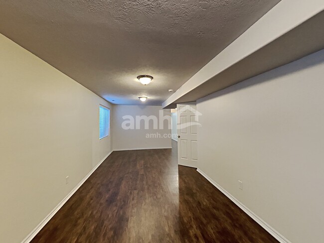 3372 W 1050 N, Layton, UT 84041 - photo 6