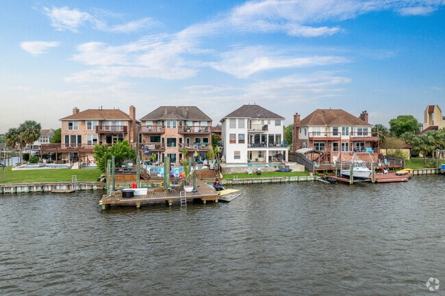 A row of homes line the bay front in Nassau Bay.