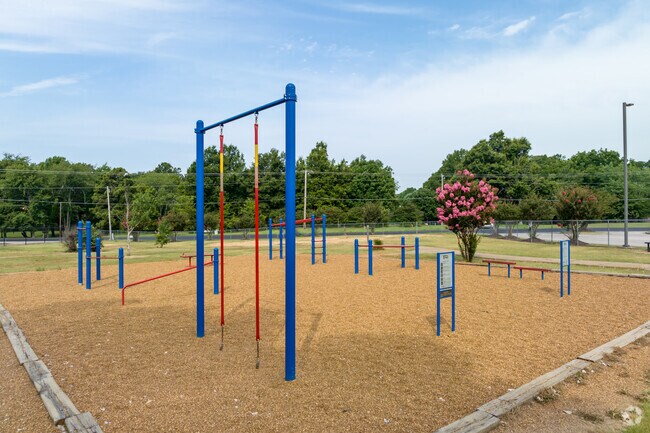 Pleasant Hill Elementary School has an obstacle course.