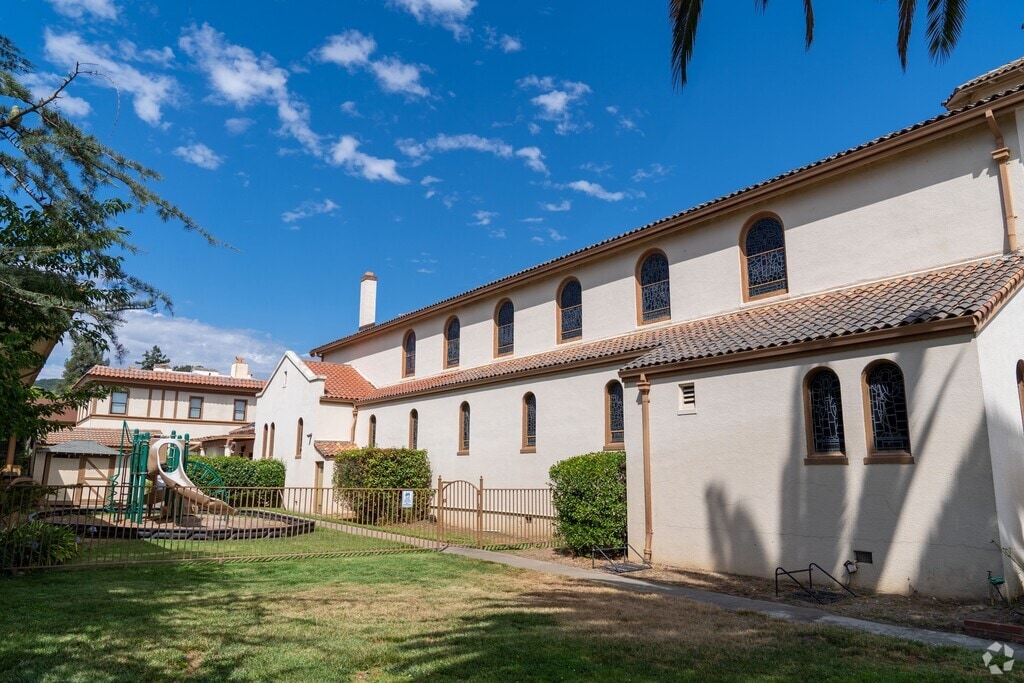 St Francis Solano School serves students in the Sonoma community.