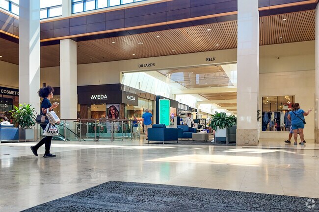 The popular Southpark Mall is less than 2 miles down the road from Governor's Square.