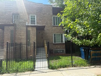 1653 E 70th St, Chicago, IL 60649