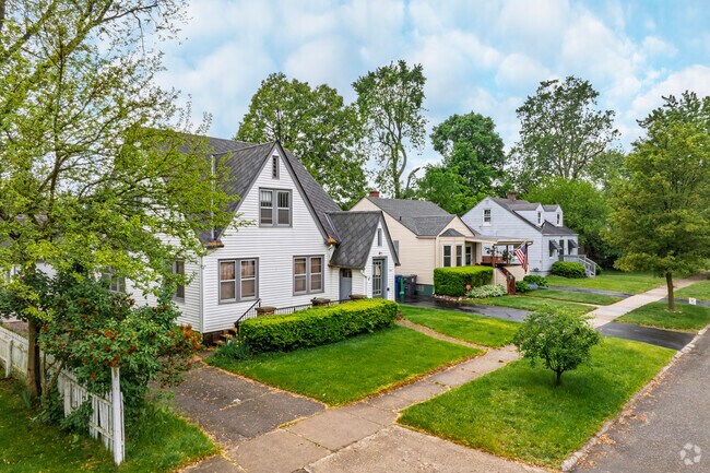 Cottages and bungalows line the well-maintained streets of Circle Drive.
