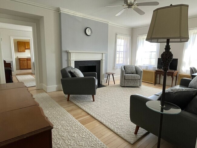 Living room view, from the entryway