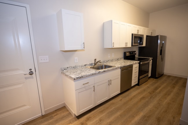 103 N 1st St unit 309, Albemarle, NC 28001 - photo 3