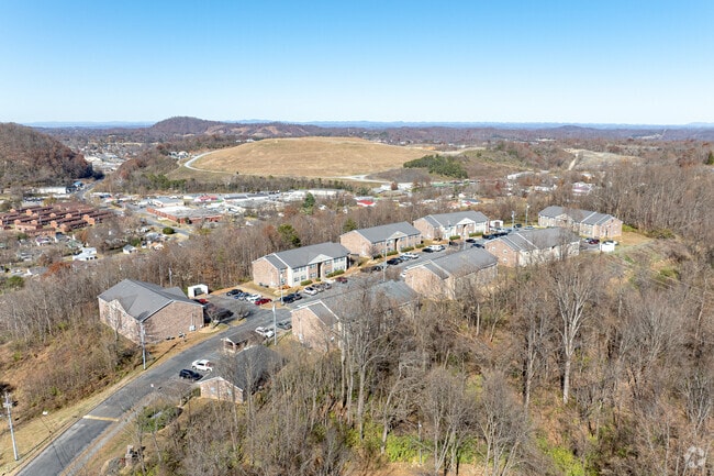 Park Place Apartments, Johnson City, TN 37601 - photo 2